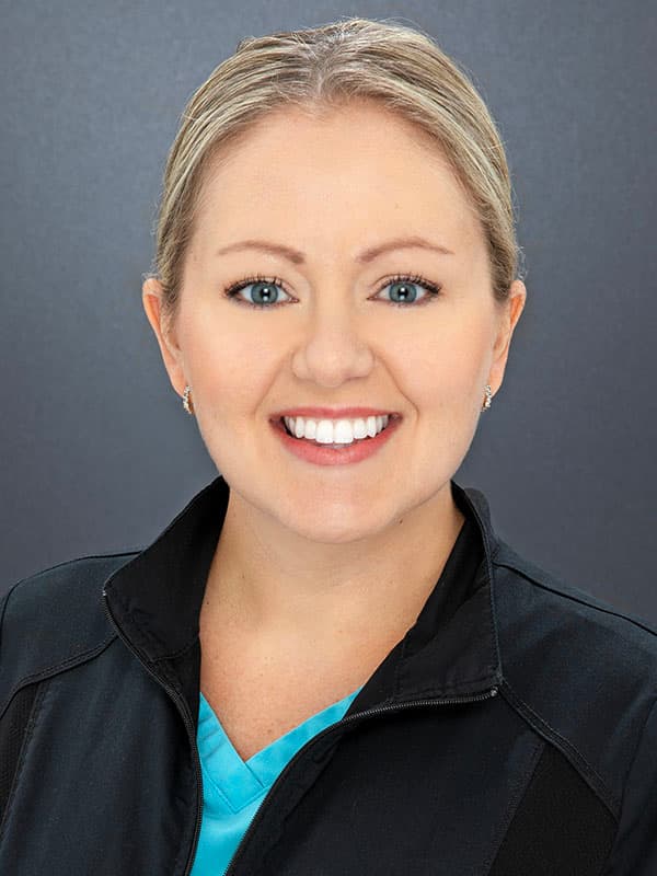 Dental Hygienist, Amanda's Headshot